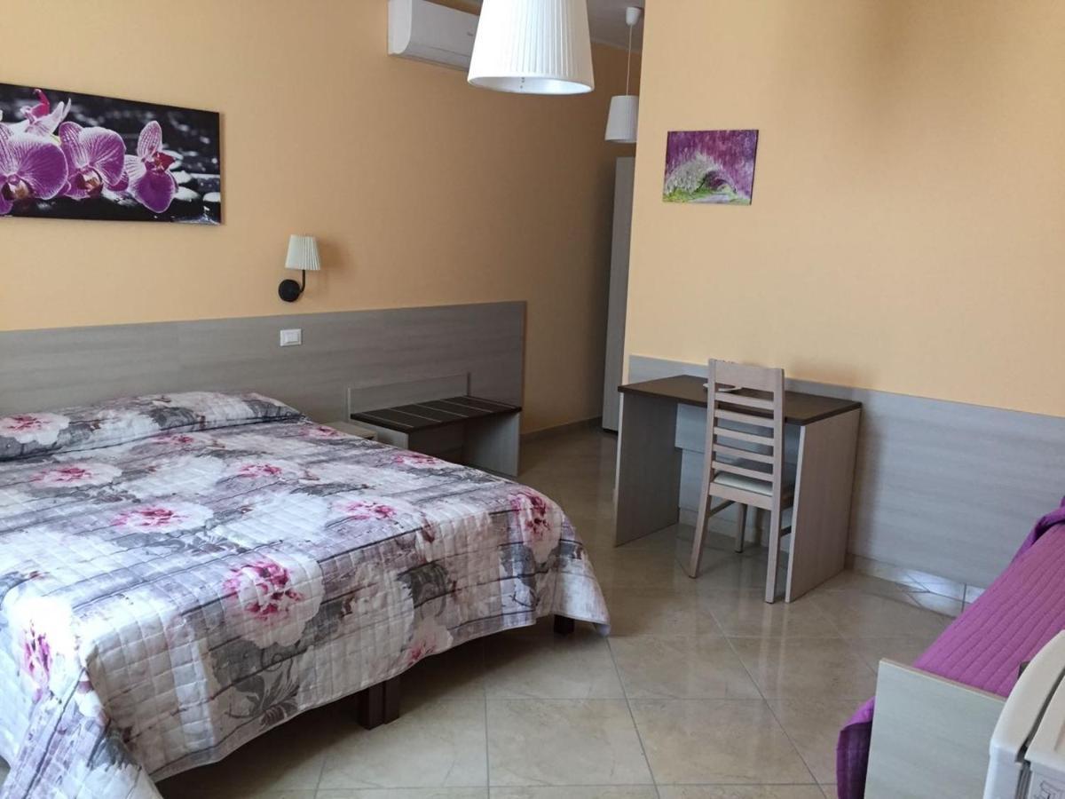 Chalet negli ulivi Silvi Paese Esterno foto