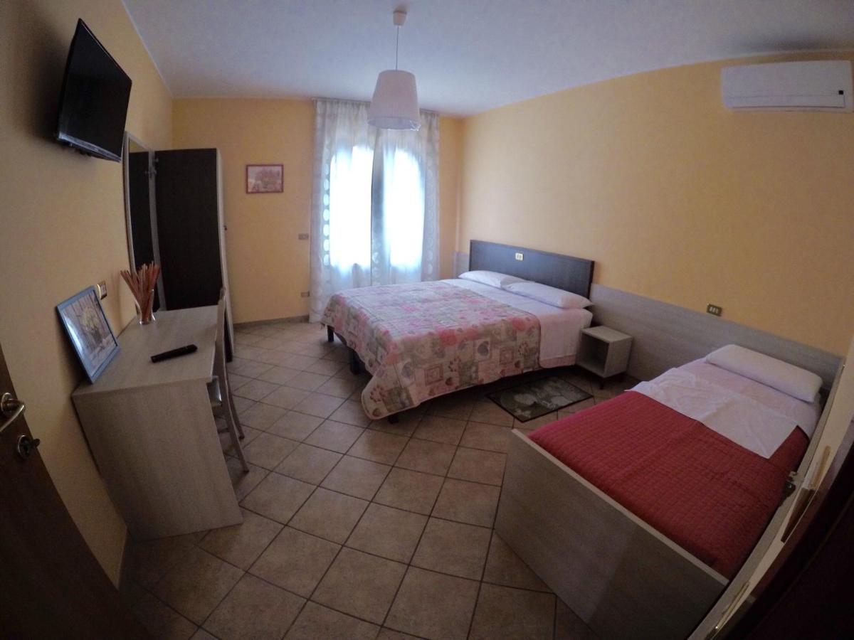 Chalet negli ulivi Silvi Paese Esterno foto