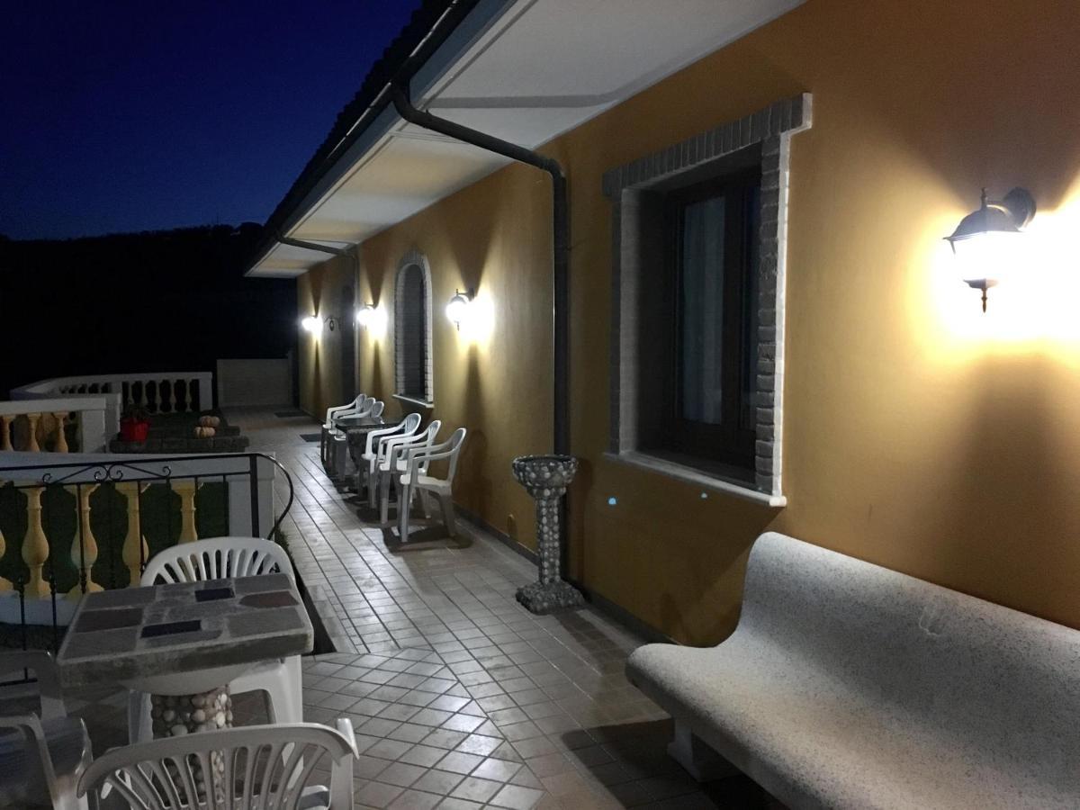 Chalet negli ulivi Silvi Paese Esterno foto